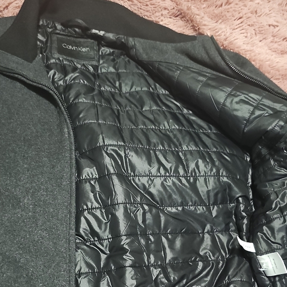 Calvin Klein Men’s Wool Blend Bomber Jacket – Grey – 61% Wool – Quilted Lining - Picture 3 of 5